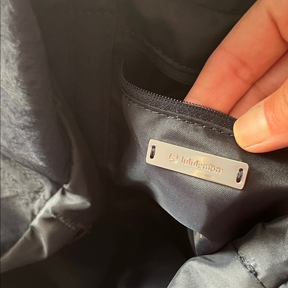 LULULEMON Bag - Picture 4 of 4